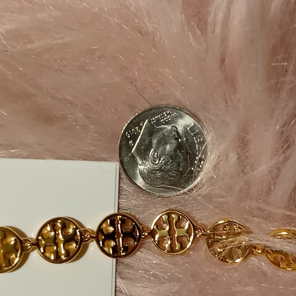 NEW!! TORY BURCH LOGO LINEAR EARRINGS, Pierced! - Picture 6 of 9